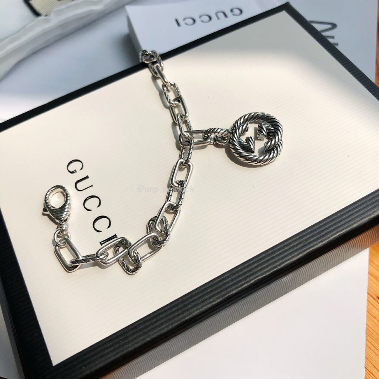Gucci Silver Interlocking G Bracelet (8) - www.newkick.vip